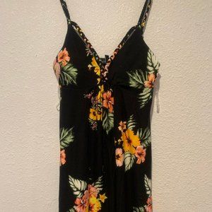 NWT BLACK MINI